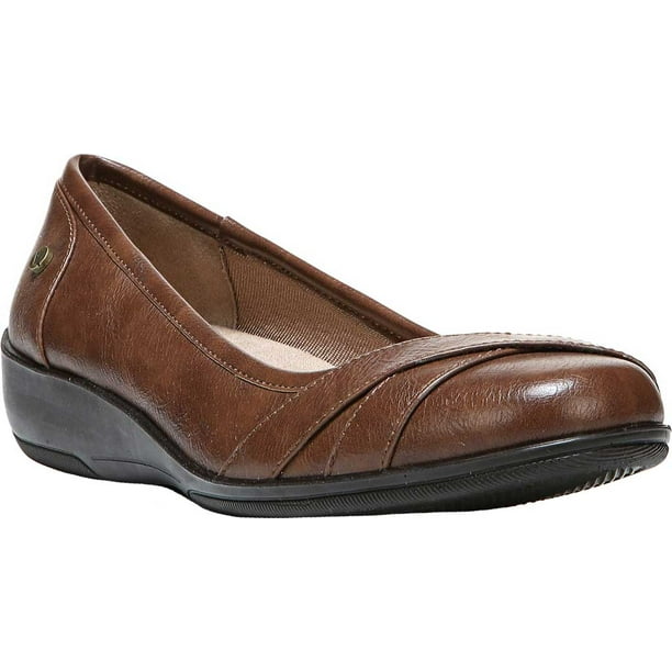 tan slip on wedges