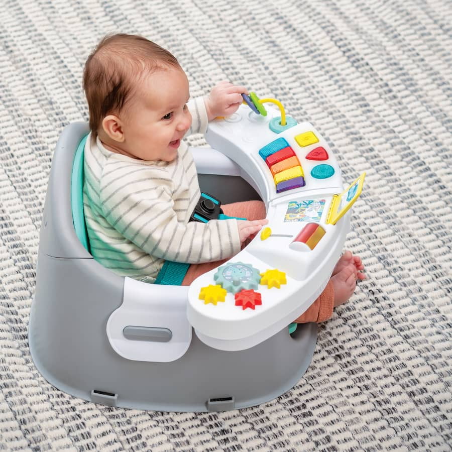Con juguetes y bandeja para la merienda Infantino Music & Lights 3-in-1 Discovery Seat & Booster Silla alta de crecimiento Para bebés y niños pequeños asiento elevador y silla para comer 