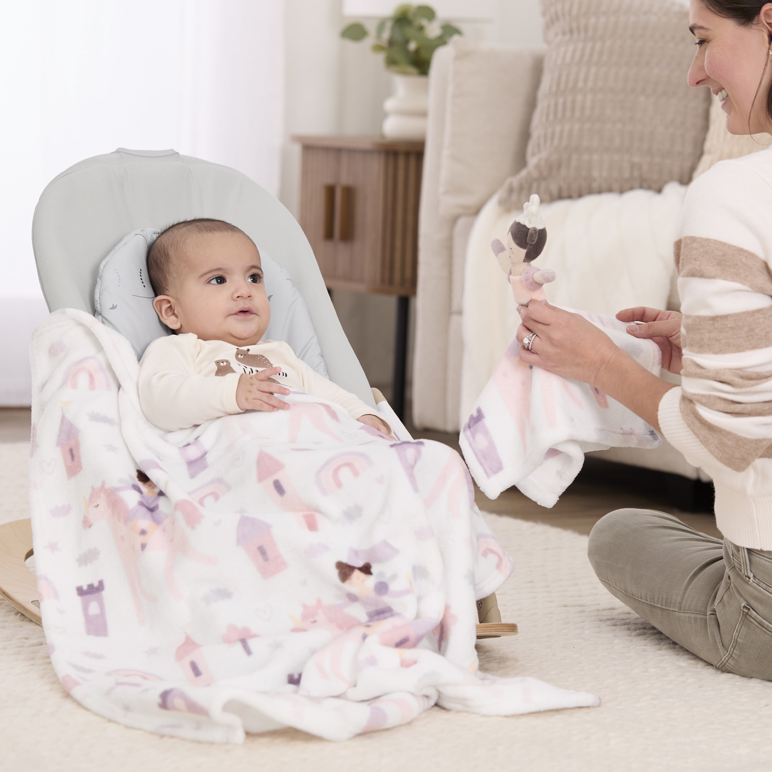 Evolur Enchanted Dreams 2 pc Gift Set - Blanket with Lovey Princess Print