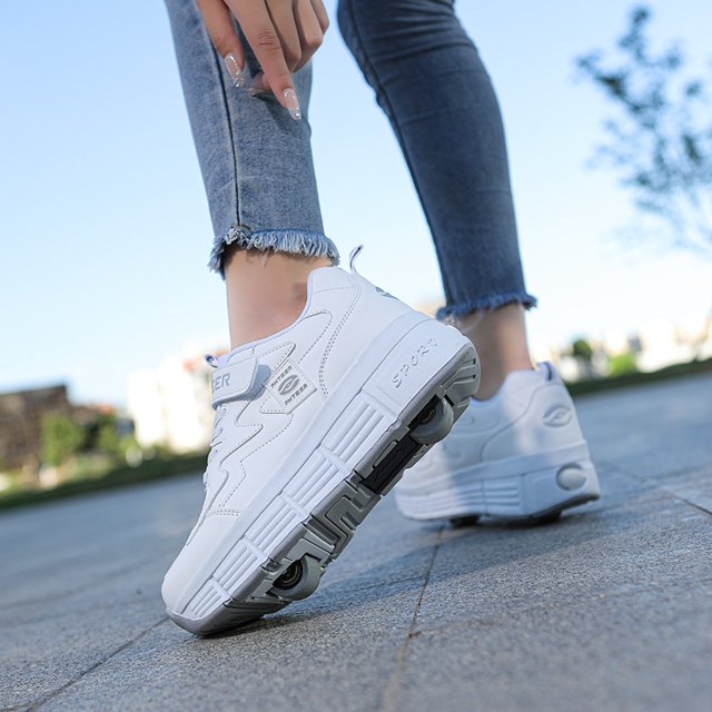 Zapatos para caminar para niños, zapatos de patinaje de doble rueda, zapatos de deformación de una sola rueda, zapatos con ruedas para estudiantes
