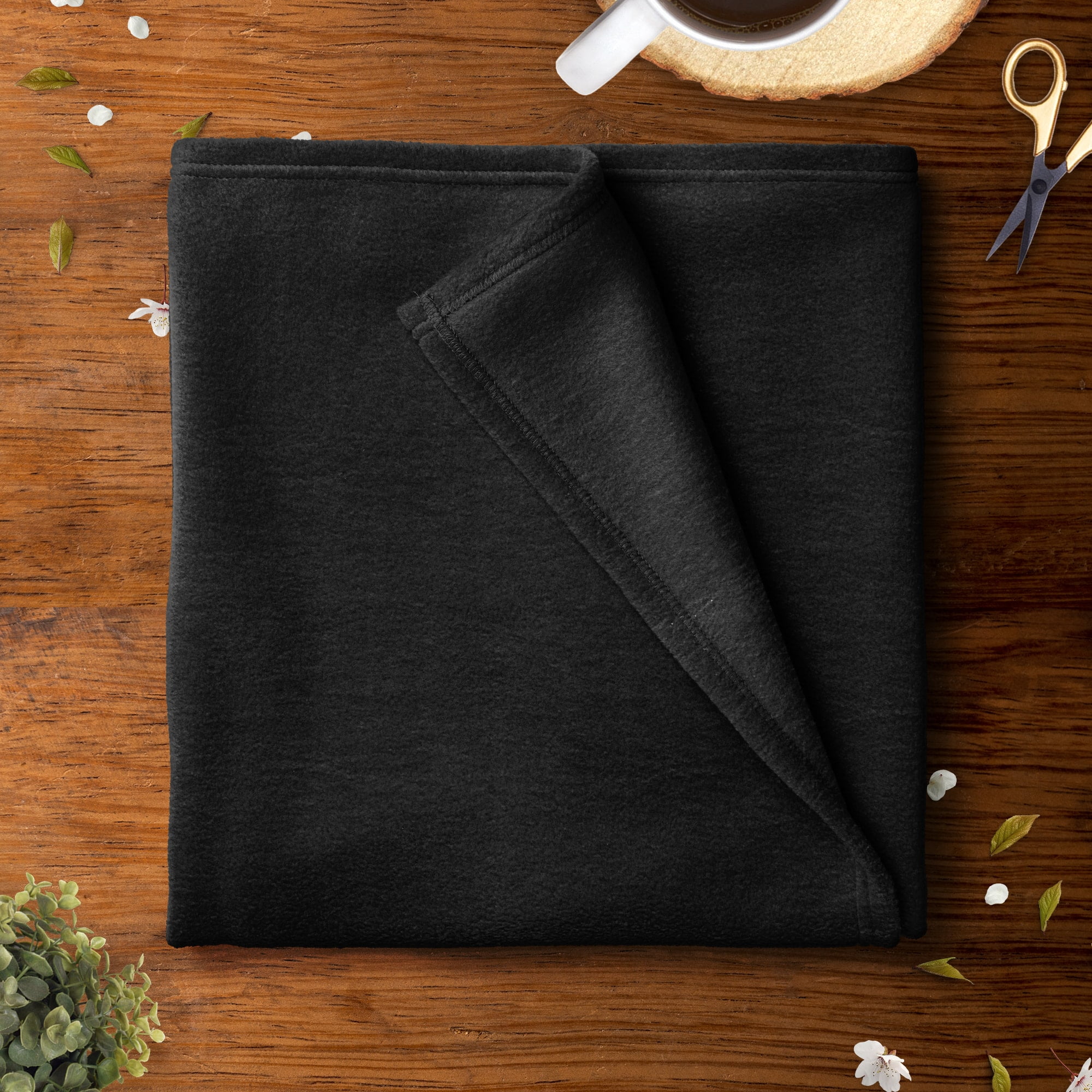 Mainstays 58" 100% Polyester Lux Anti-pill Fleece Solid Sewing & Craft Fabric By the Yard, Black