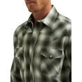 thumbnail image 3 of Wrangler® Men's and Big Men's Regular Fit Long Sleeve Western Shirt, Sizes S-5XL, 3 of 3