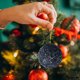 thumbnail image 5 of Bolas De Plástico Set de 3 bolas navideñas de plástico para colgar en el árbol de Navidad, ideales para decoración Rkxzt, 5 of 8
