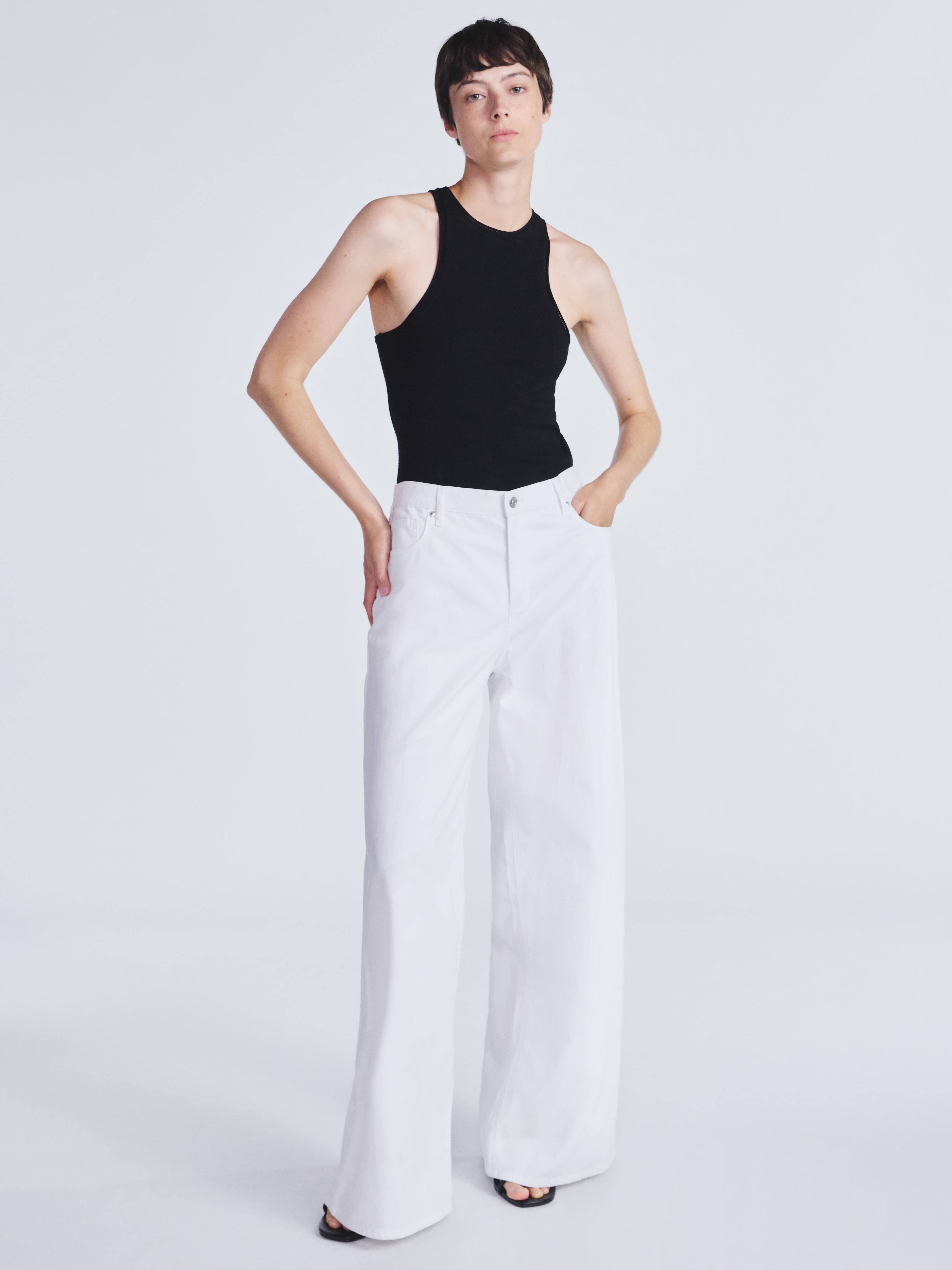 Scoop Women's and Women’s Plus High Rise Baggy Wide Leg Jeans, Sizes 0-28W, Short & Long Lengths Available