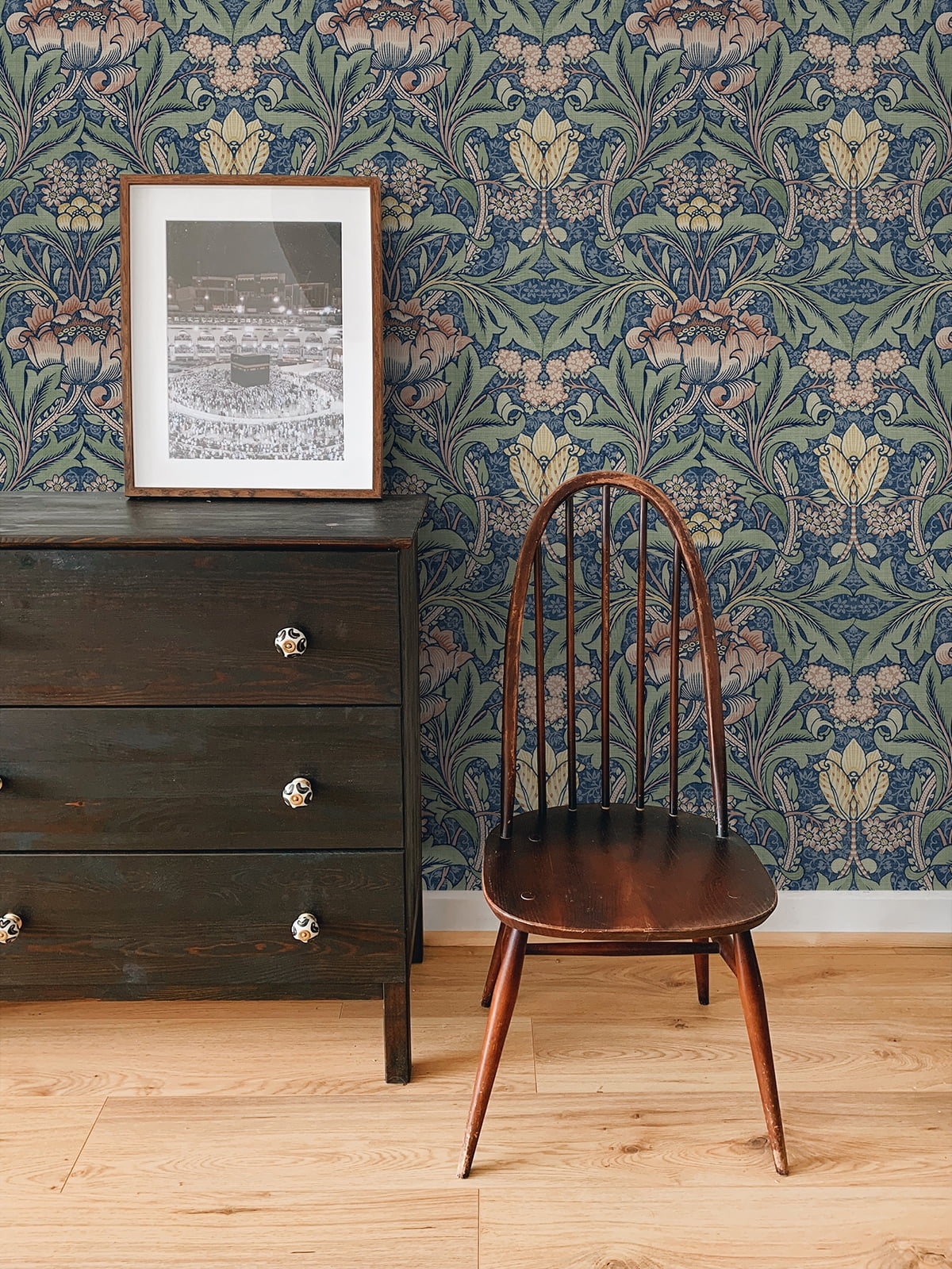 NextWall Morris Flower Peel and Stick Wallpaper