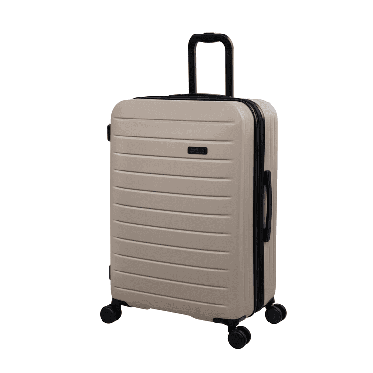 it luggage Legion 3 Piece Hardside 8 Wheel Expandable Spinner