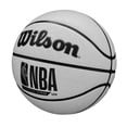 thumbnail image 2 of Balón de baloncesto WILSON NBA Forge Pro UV para interior/exterior, talla 7, 2 of 7