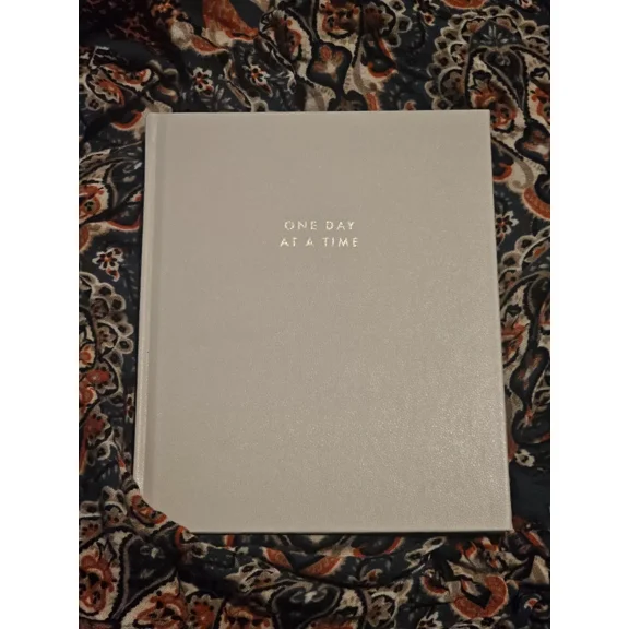 Undated Threshold Faux Leather Planner 7 In X 8 1/2 In (56 Sheets), New