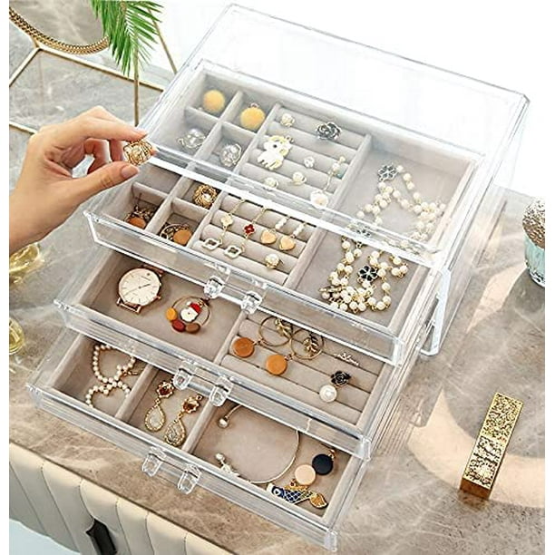 Jewelry box deals with earring storage