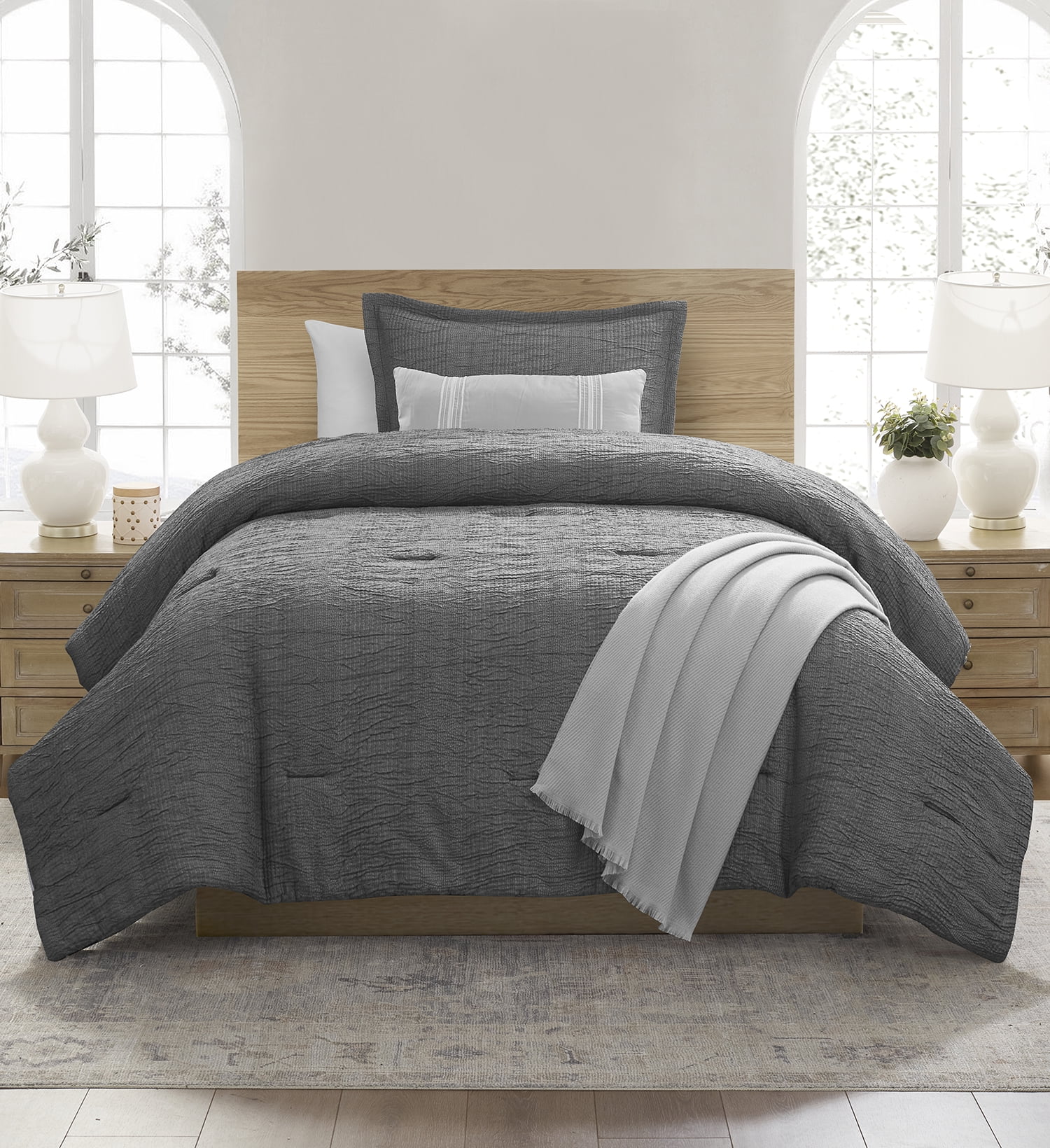 Mainstays Tonal 4-Piece Black Stripe Matelasse Comforter Set, Twin/Twin XL