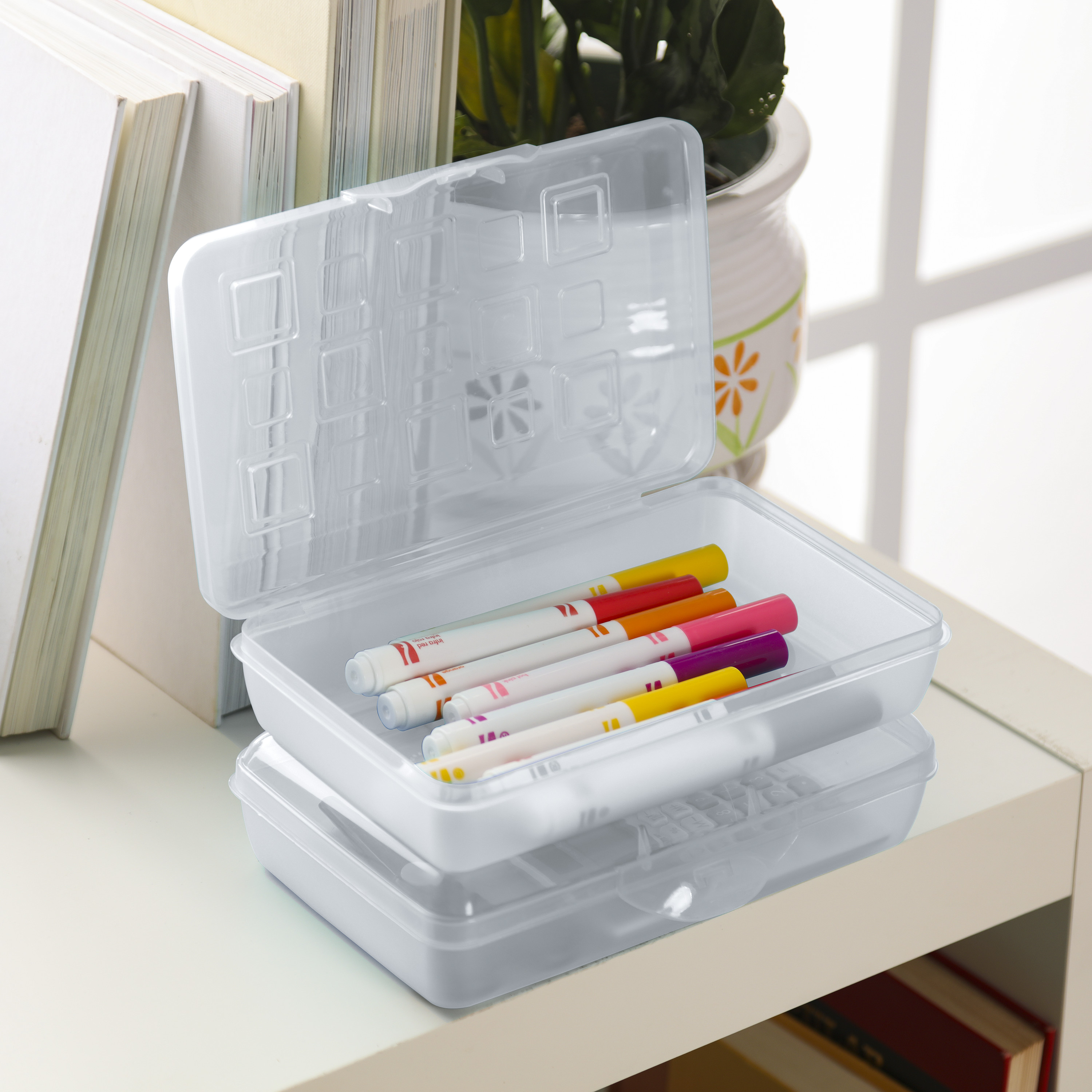 Caja de Lápices Pequeña Sterilite, Estuche de Plástico con Tapa con Bisagra y Cierre de Presión, Almacenamiento Portátil para Útiles Escolares, Transparente 3