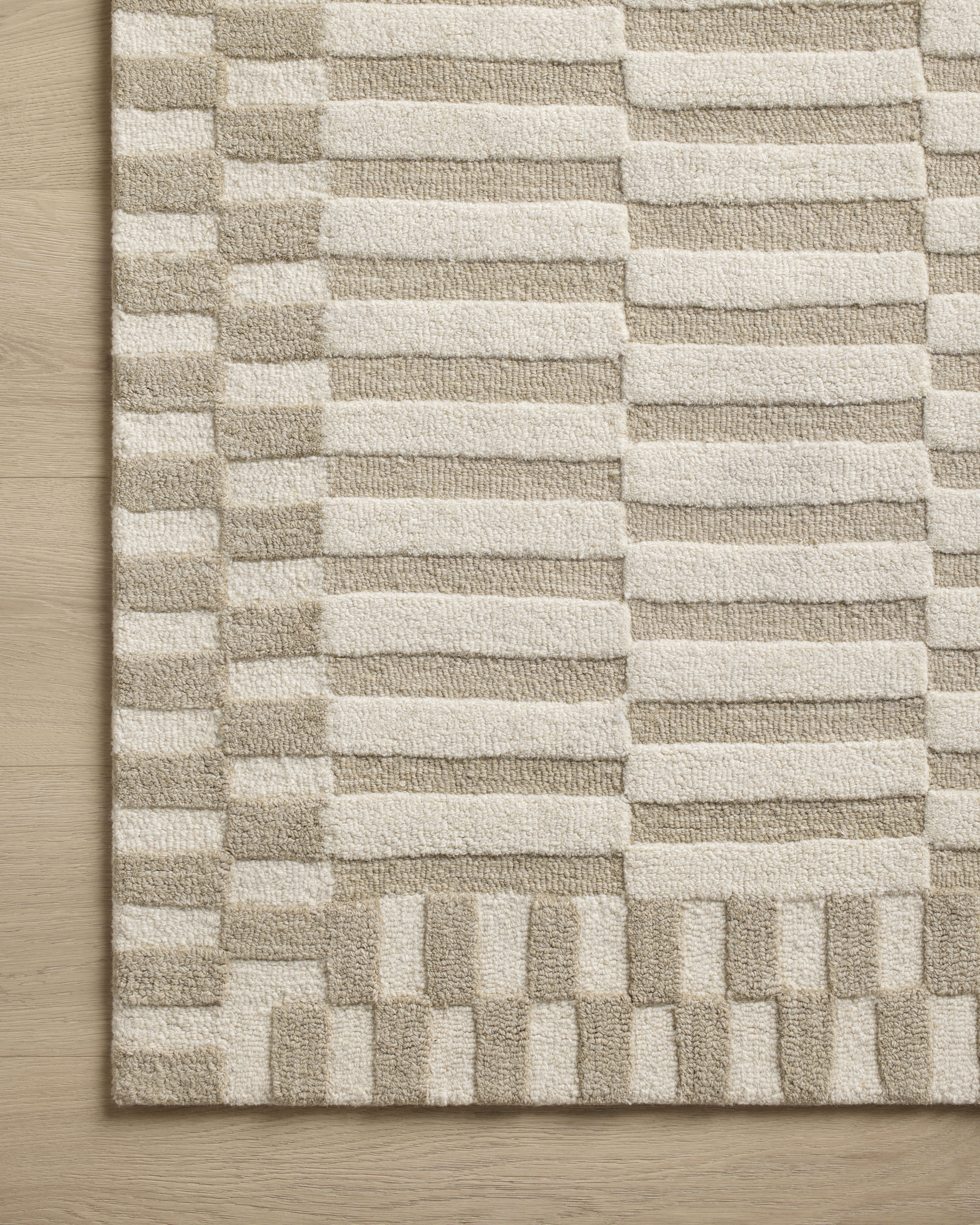 Chris Loves Julia x Loloi Bradley Ivory / Beige 5'-0" x 7'-6" Area Rug