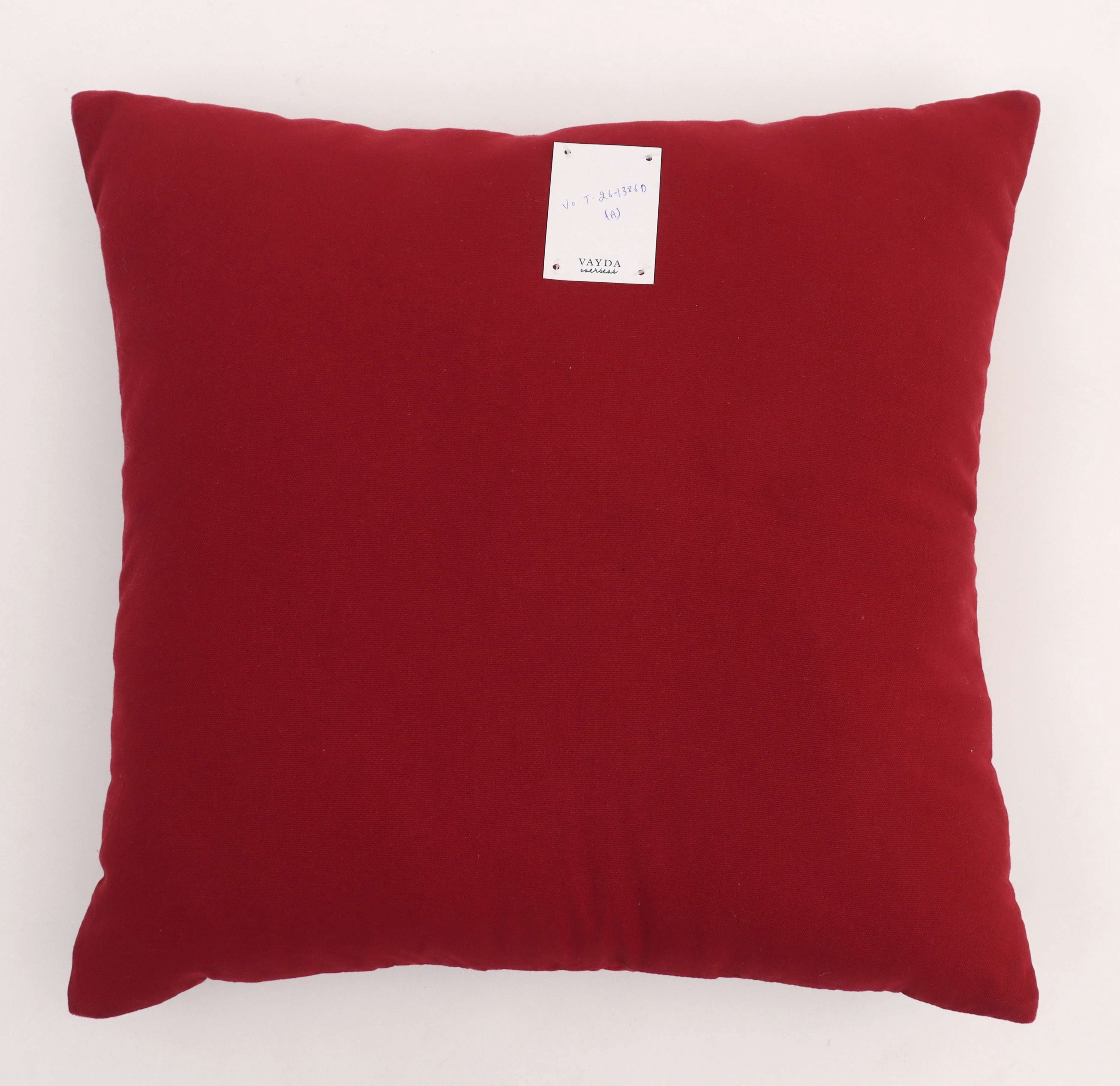 Better Homes & Gardens 20x20 Tufted Velvet Throw Pillow, Red