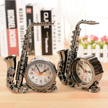 Traditional classic desktop clock