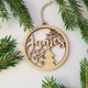 thumbnail image 3 of Bola de Navidad con nombre personalizado, colgante de árbol de Navidad de madera, regalo de Navidad personalizado, copo de nieve de Papá Noel, decoración navideña, 3 of 5