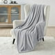 thumbnail image 1 of Manta Bedsure GentleSoft de Forro Polar XL Gris Claro 127x178 cm, 1 of 7