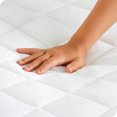 thumbnail image 4 of Bare Home Protège-Matelas Matelassé - Surmatelas Rafraîchissant - Housse Ajustée à Poche Profonde - Simple TG, Blanc, 4 of 7