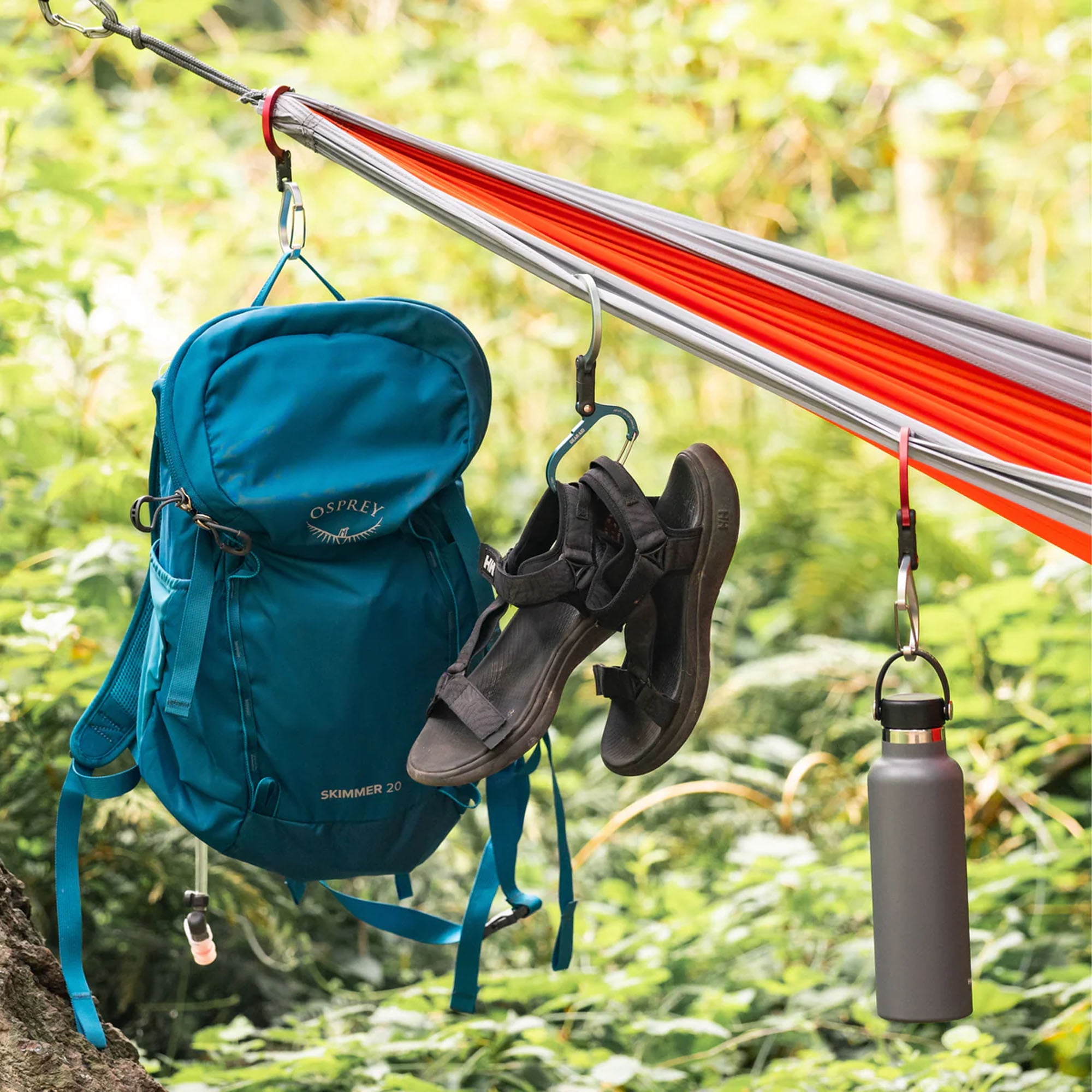 Gear Aid Heroclip Medium Hybrid Camping Gear Clip - Black/Red