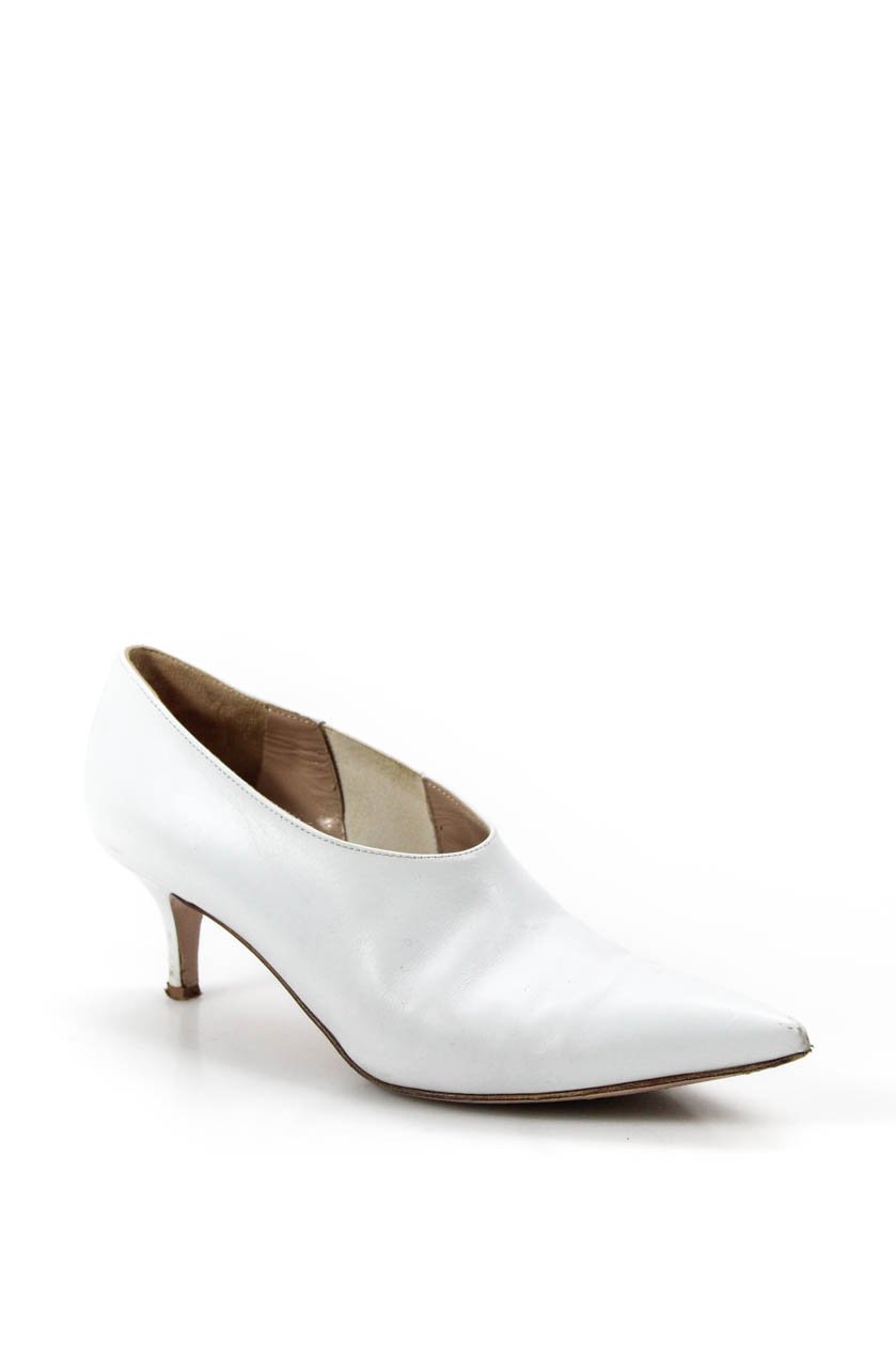white leather pumps size 6