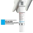 thumbnail image 3 of La Roche-Posay Crema para Contorno de Ojos Reafirmante Antiarrugas La Roche Posay Redermic R Ojos 15ml, 3 of 7