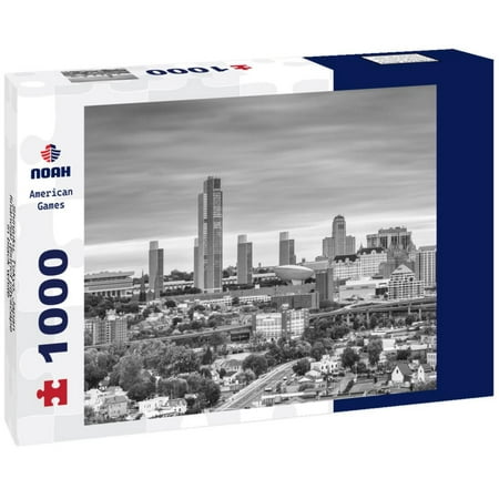 Noah Jigsaw Puzzle Shinjuku, Tokyo, Japan financial district cityscape in black white 1000 pieces