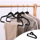 thumbnail image 1 of Perchas antideslizantes flocada para armarios de adultos, percha slim sin marca de 16,5 pulgadas para pantalones y abrigos, pack de 10, 1 of 6