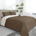 thumbnail image 1 of Set de Ropa de Cama Easy-Going Edredón Reversible Full/Queen Oliva, 1 of 7