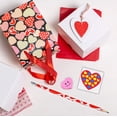 thumbnail image 3 of Set de papelería 4E Novelty para el Día de San Valentín para niños con 36 lápices, 36 gomas de borrar en forma de corazón y 104 pegatinas, 3 of 7
