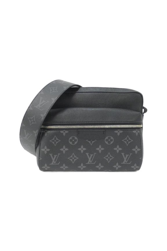 Pre-Owned Louis Vuitton Taiga Lama Outdoor Messenger PM Shoulder Bag M30233