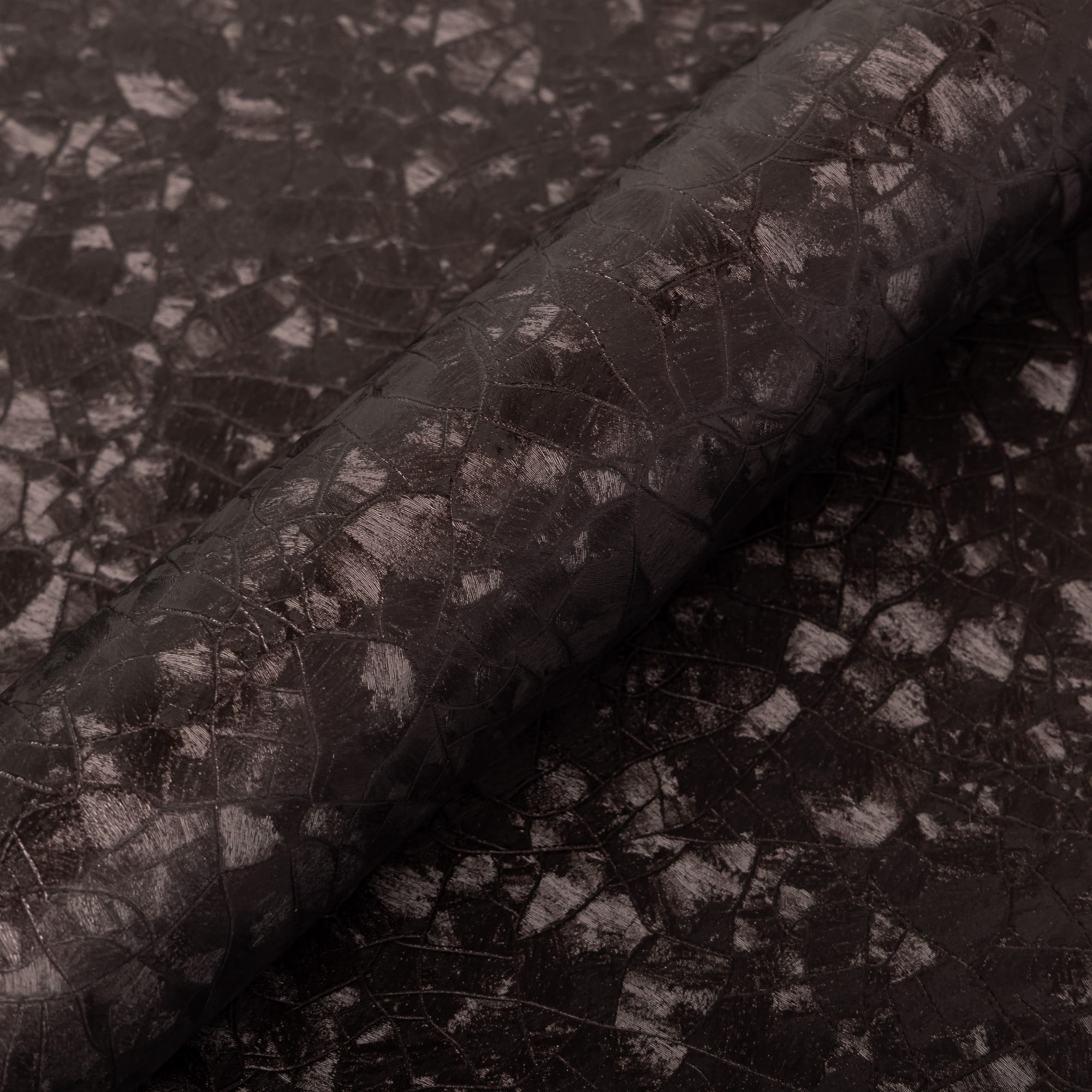 (4 pack) UMIGGEE Brown Wallpaper Peel and Stick Wallpaper Embossed Self Adhesive Textured Pattern Wallpaper Kitchen Counter Top Contact Paper 118-in x 15.7-in