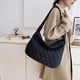 thumbnail image 1 of Bolso de hombro de moda para mujer de mano acolchado con patrón de rombos (negro), 1 of 8