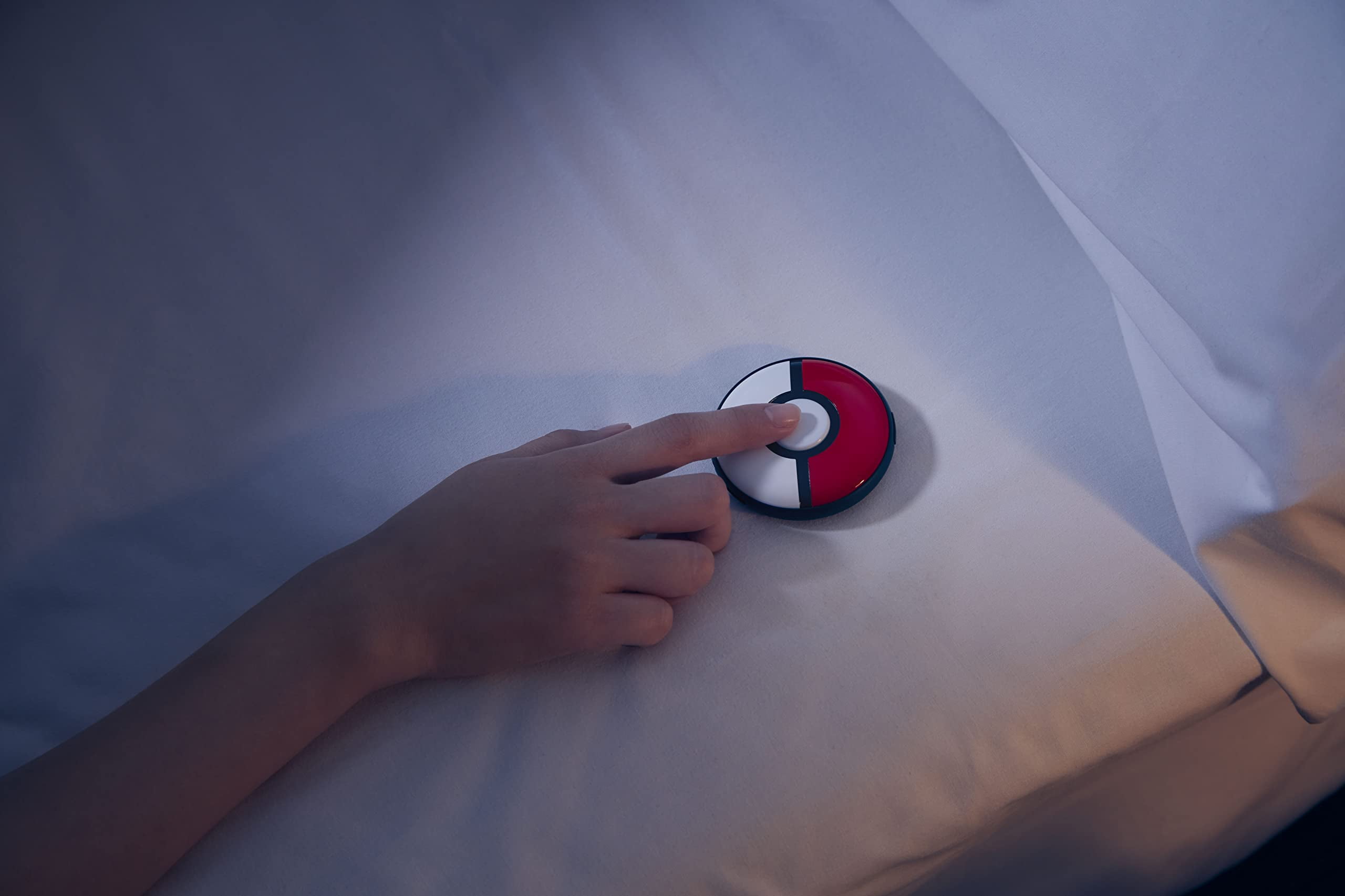 Pokémon GO Plus + 51Cvk+qIUiL._UF894,1000_QL80_.jpg