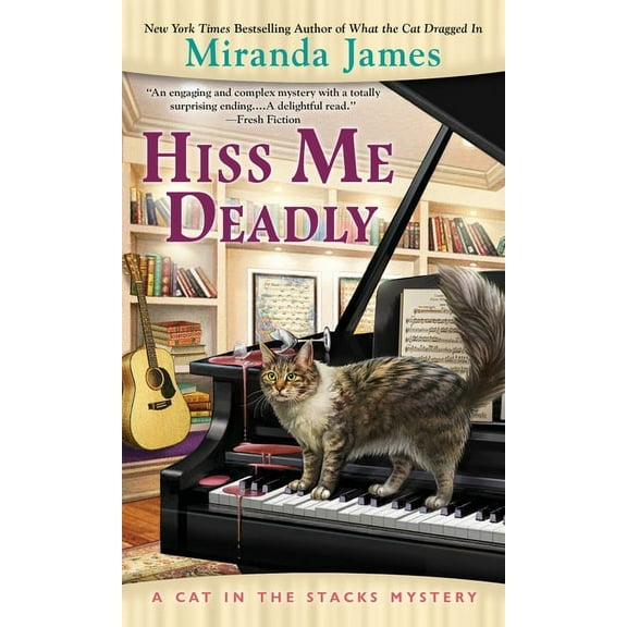 Cat in the Stacks Mystery Hiss Me Deadly, (Paperback)