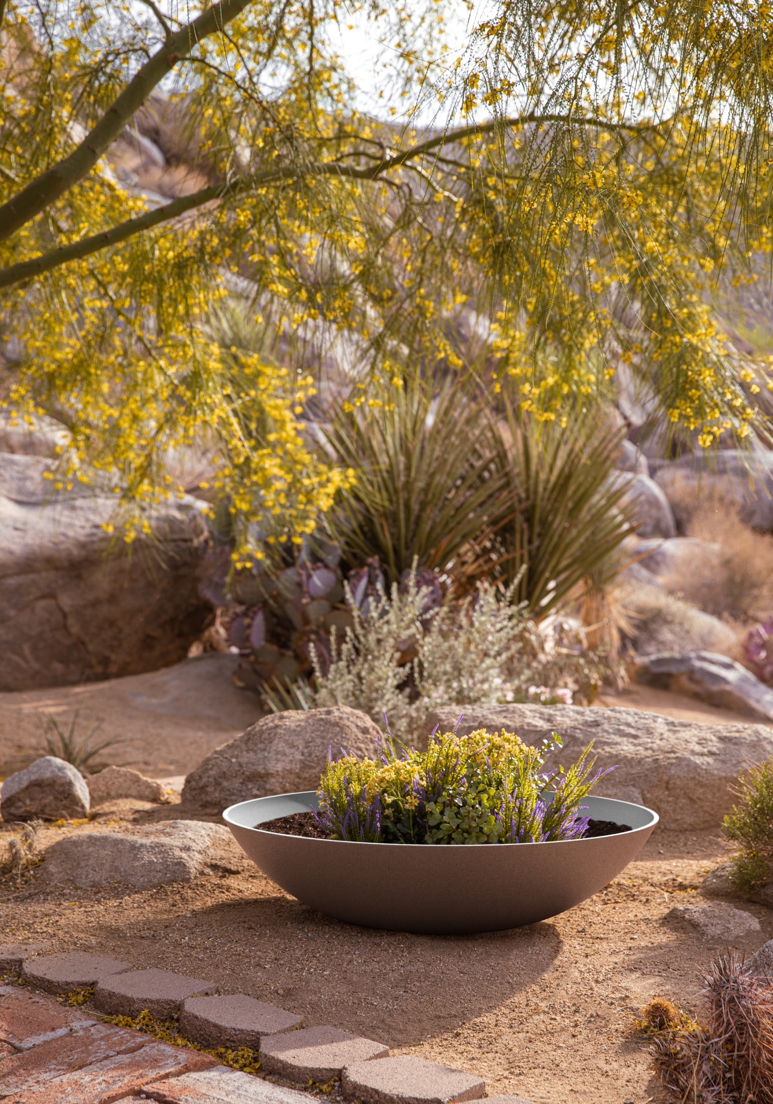Veradek Mason Series Lane Bowl 32" Plastic-Stone Planter - Gray