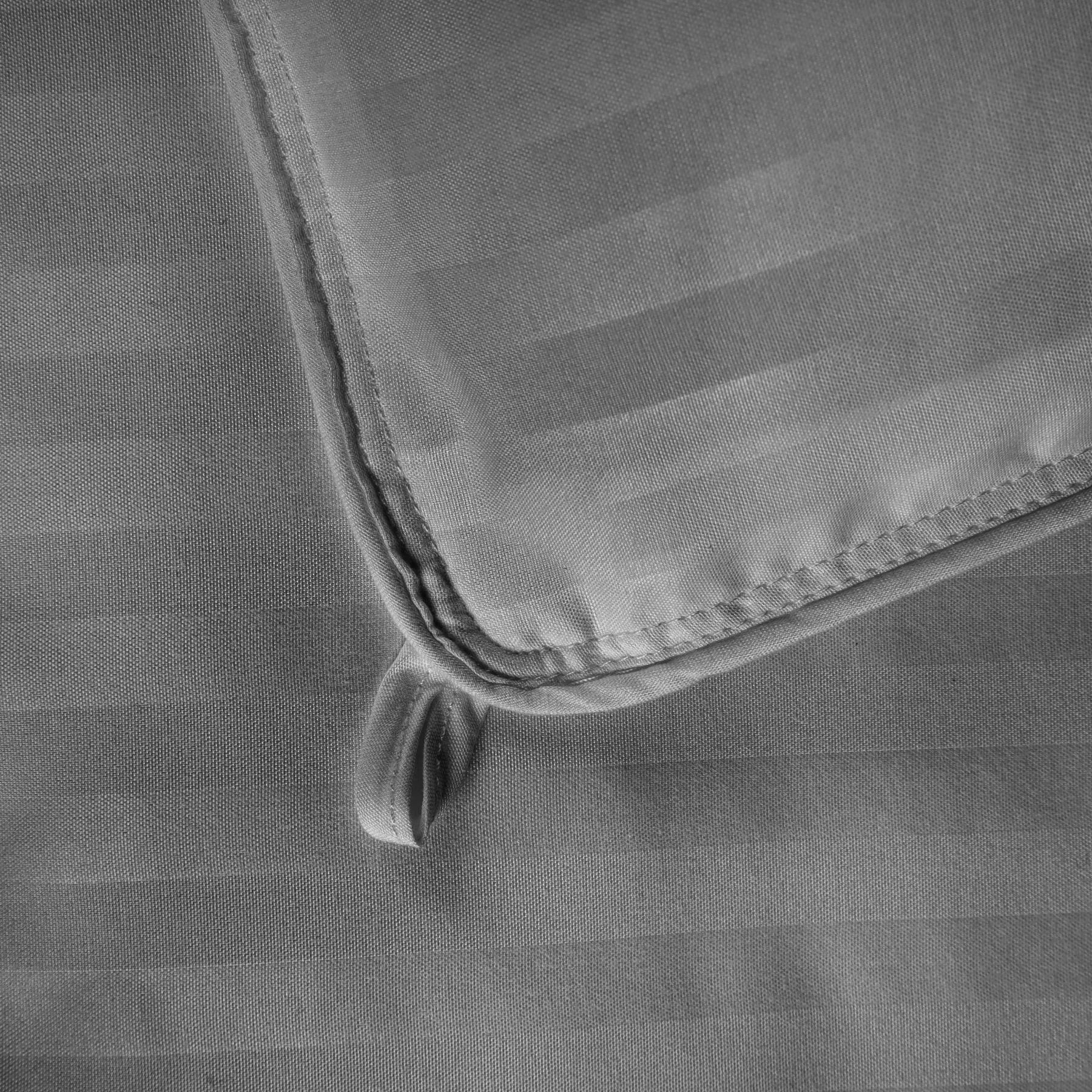 Superior Striped Down Alternative Comforter, Full/Queen, Silver