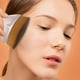 thumbnail image 3 of Brocha para base bronceadora para rostro y cuerpo. Aplicador bronceador. Brocha de maquillaje perfeccionadora para una cobertura suave y uniforme., 3 of 7