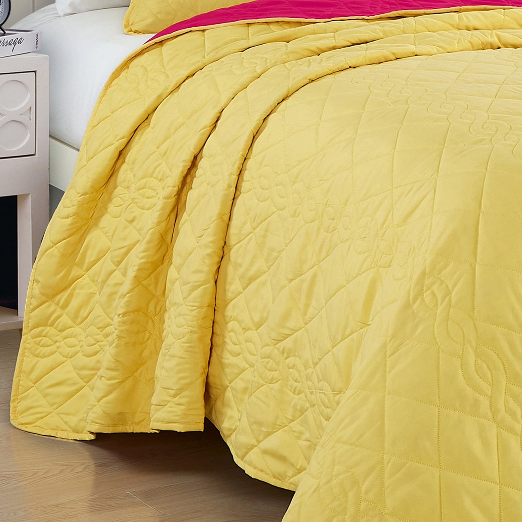 Evjk 3-Piece Decorative Lightweight Bedspread Set – Oversized, Microfiber with Classic Solid, King