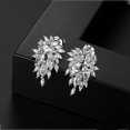 thumbnail image 4 of Pendientes de boda para novias, damas de honor, pendientes de tuerca con circonita cúbica de cristal para mujer, baile de graduación brillar  Electrónica, 4 of 5