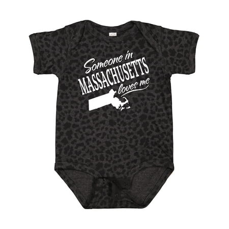 

Inktastic Someone in Massachusetts Loves Me Gift Baby Boy or Baby Girl Bodysuit