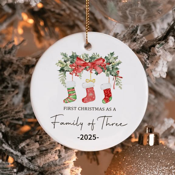 Christmas Ornaments Baby First Christmas Ornaments 2025 Girls Boys Personalized Our First Xmas As A Family of Three Ornament New Parents Gifts for Couples,Mom,Dad,Newborn Xmas Tree Decorations