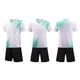 thumbnail image 1 of Conjuntos de blusas y camisas de manga corta con cuello en V. Conjunto de traje de fútbol de color sólido para niños para juegos deportivos universitarios, partidos de rendimiento, uniformes de entren, 1 of 5