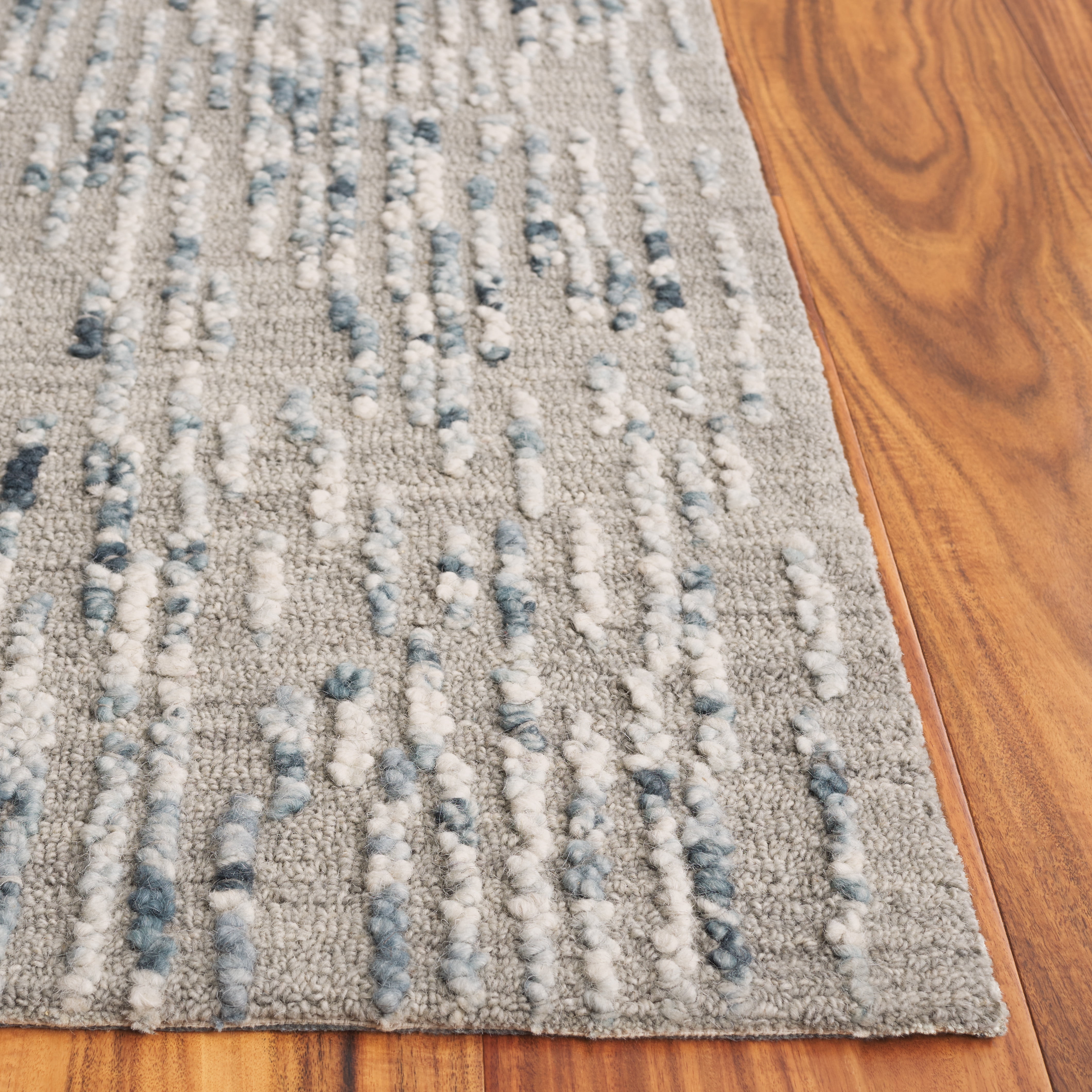 SAFAVIEH Abstract Elijah Striped Geometric Area Rug, Gray/Blue, 4' x 6'