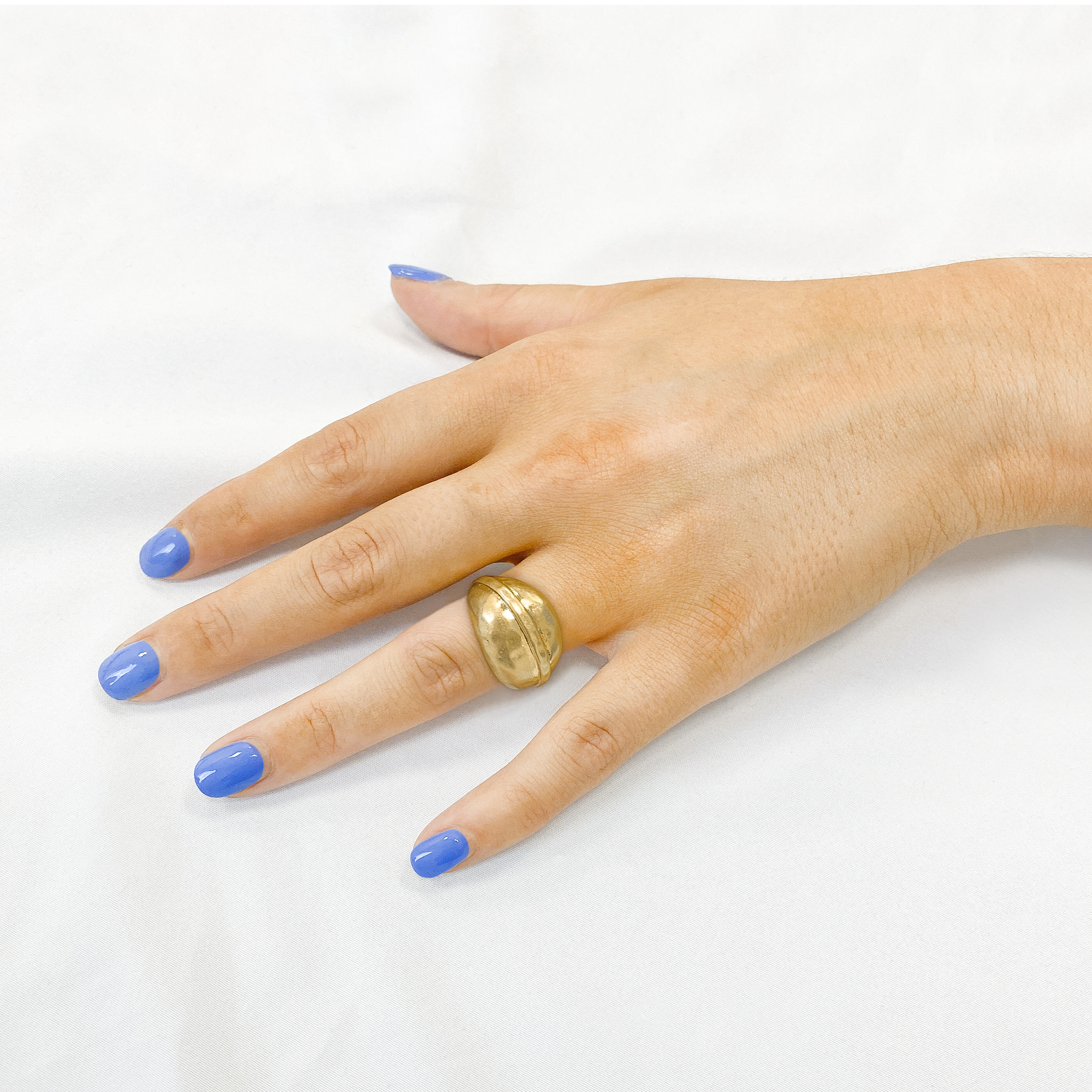 Bella Uno Women's Oval Dome Ring