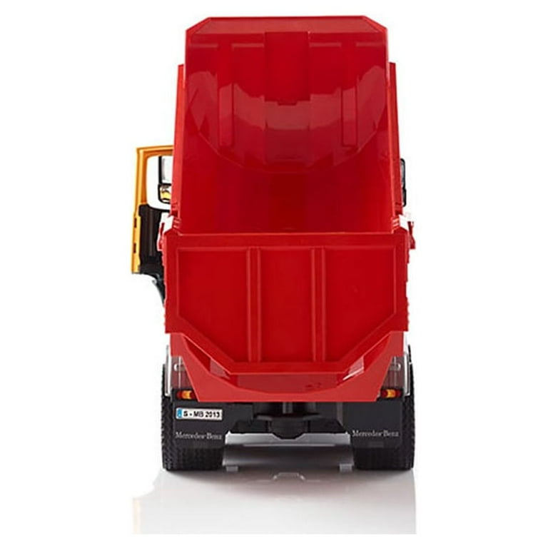 Bruder MB Arocs Halfpipe dump truck online