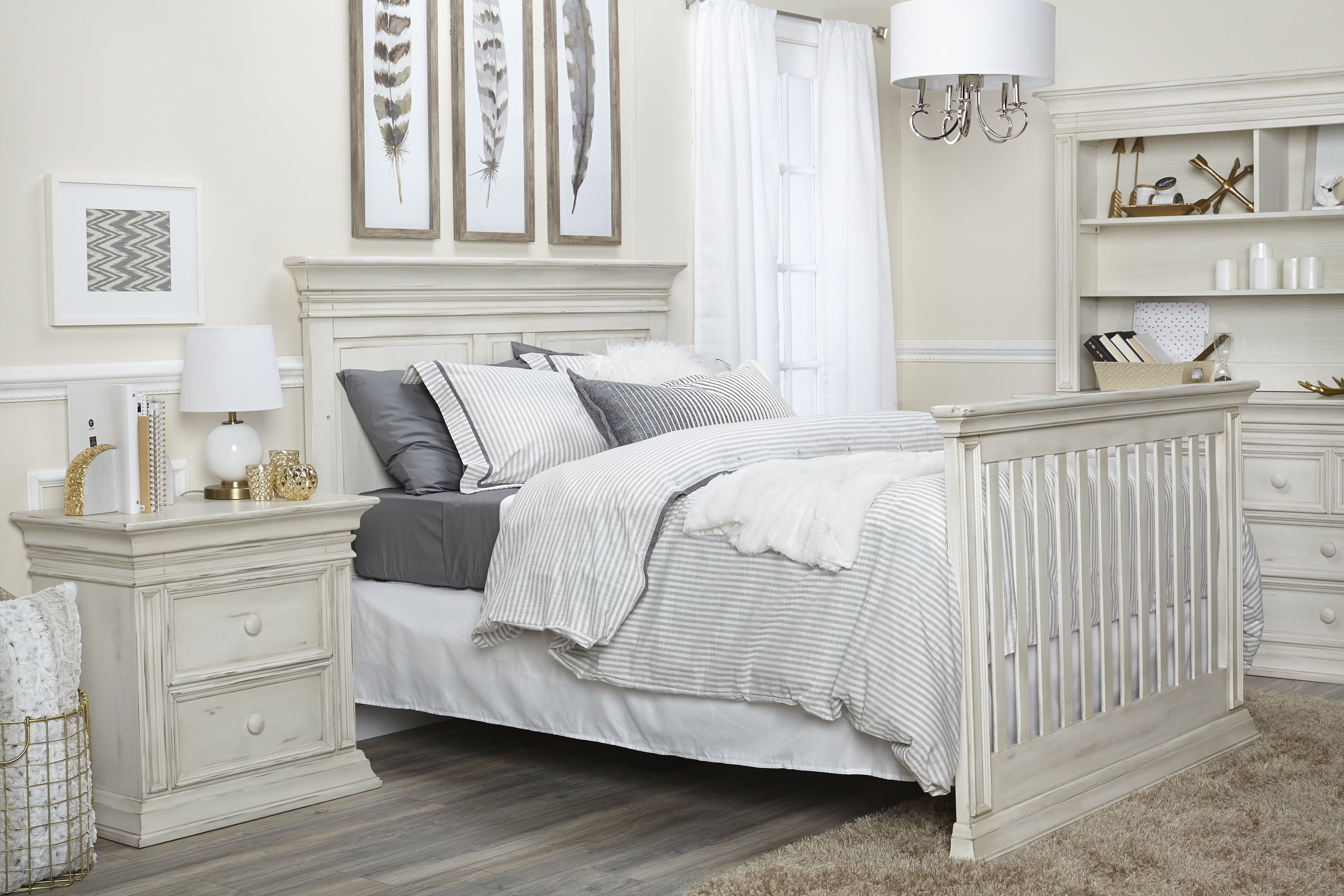 Baby Cache Vienna 4-in-1 Convertible Crib Antique White