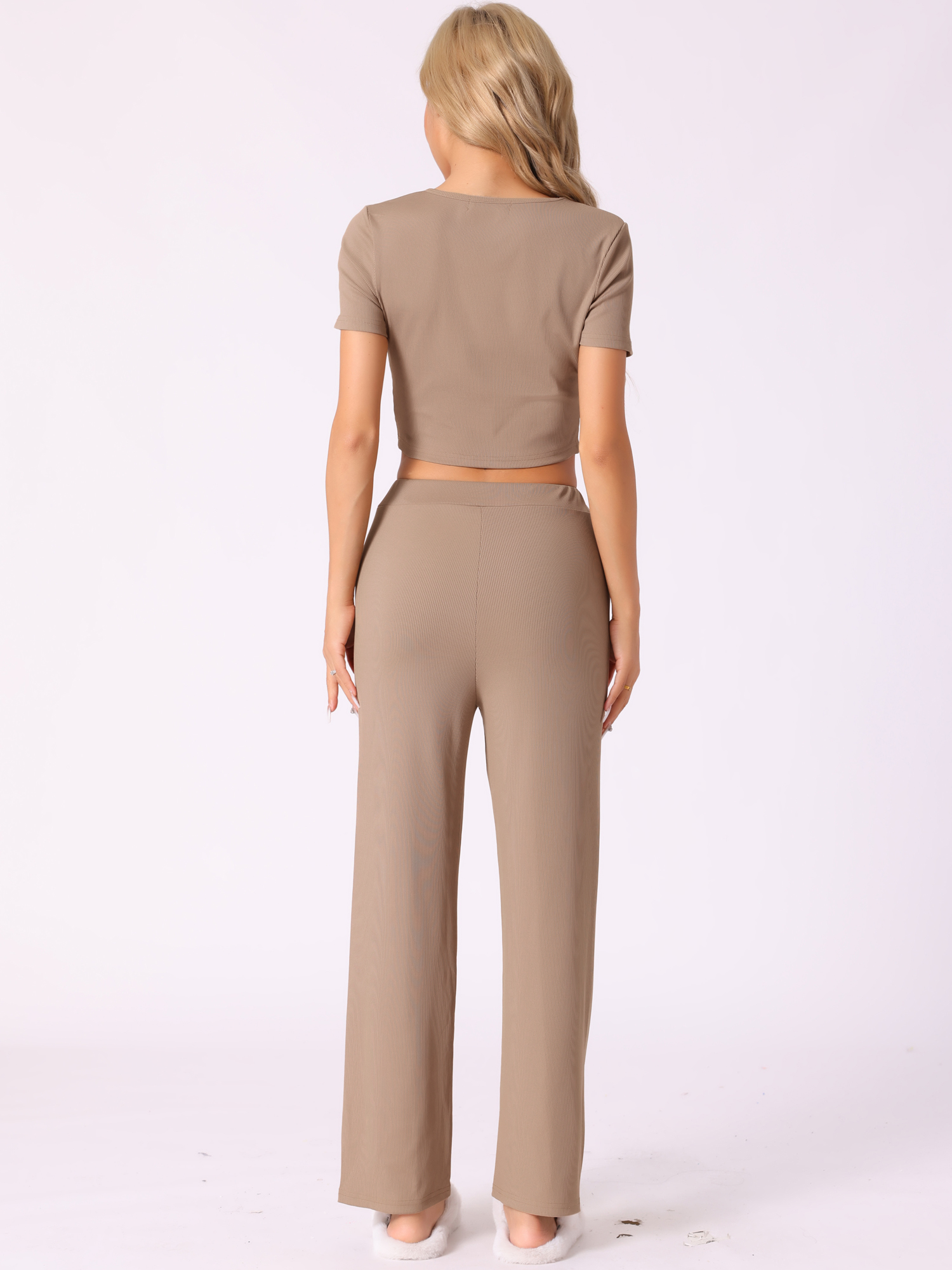 DARING DIVA Women's Short Sleeve Crop Top and Pants Pajama Set M Camel