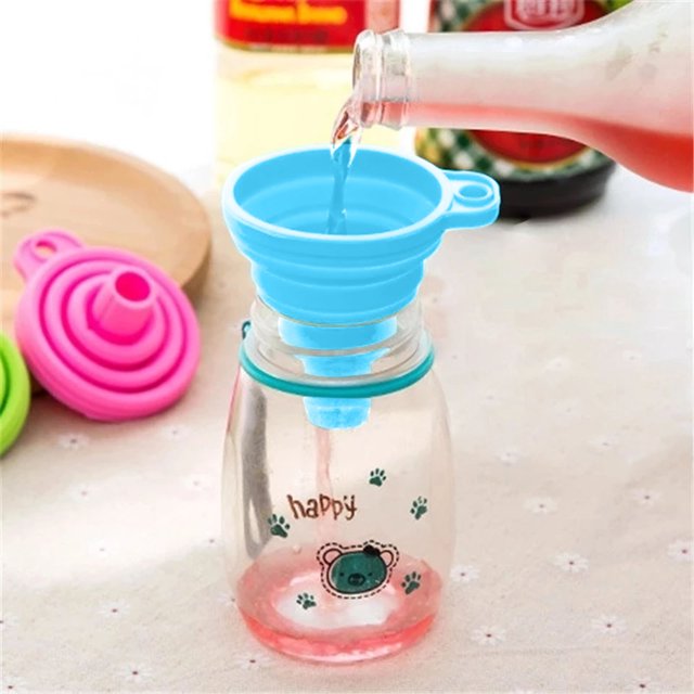 Sokhug Kitchen Funnel Set, Kitchen Gadgets Accessories Foldable Silicone Collapsible Funnels for Filling Water Bottle Liquid Transfer Food Grade