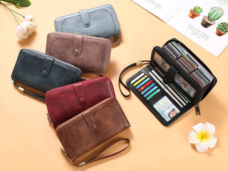 GAEKEAO Women's Bifold Wallet with 45 Card Slots photo 8