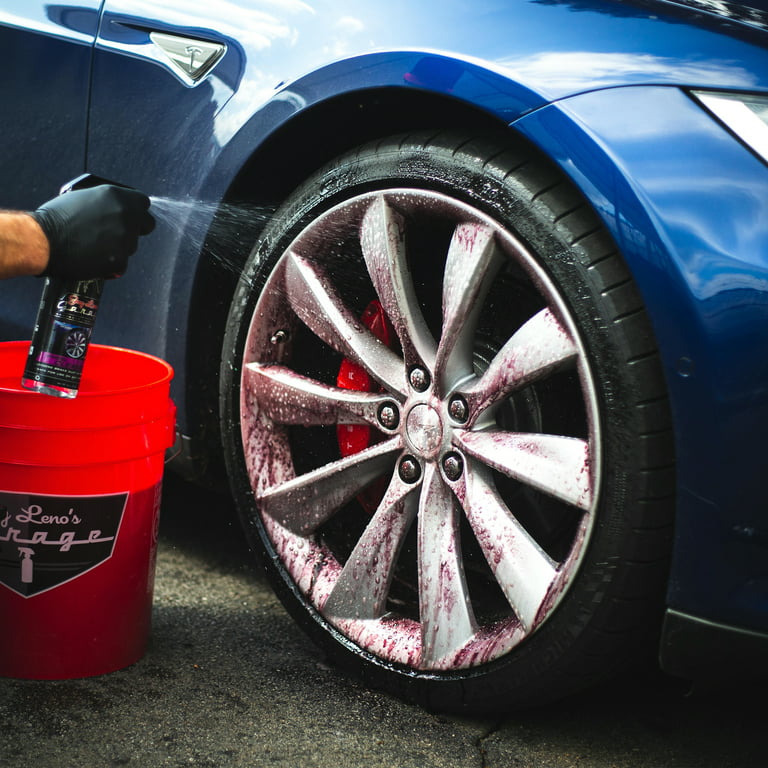 Jay Leno's Garage Wheel Cleaner (16 oz) - Easily Cleans Car Wheels 