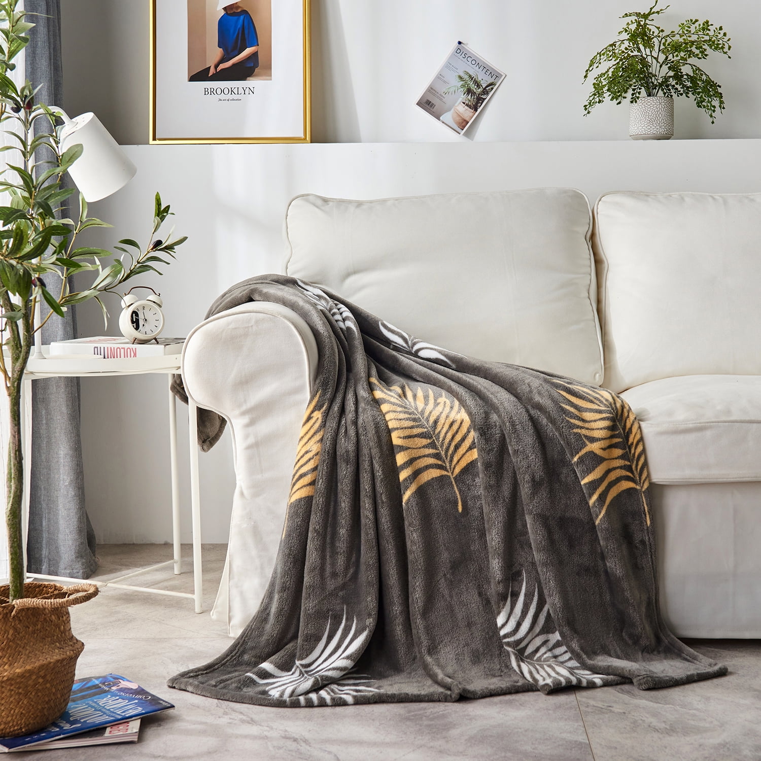Luxury Soft Flannel Fleece Blanket Throw Sofa Bed Large Warm Chequered Design 
